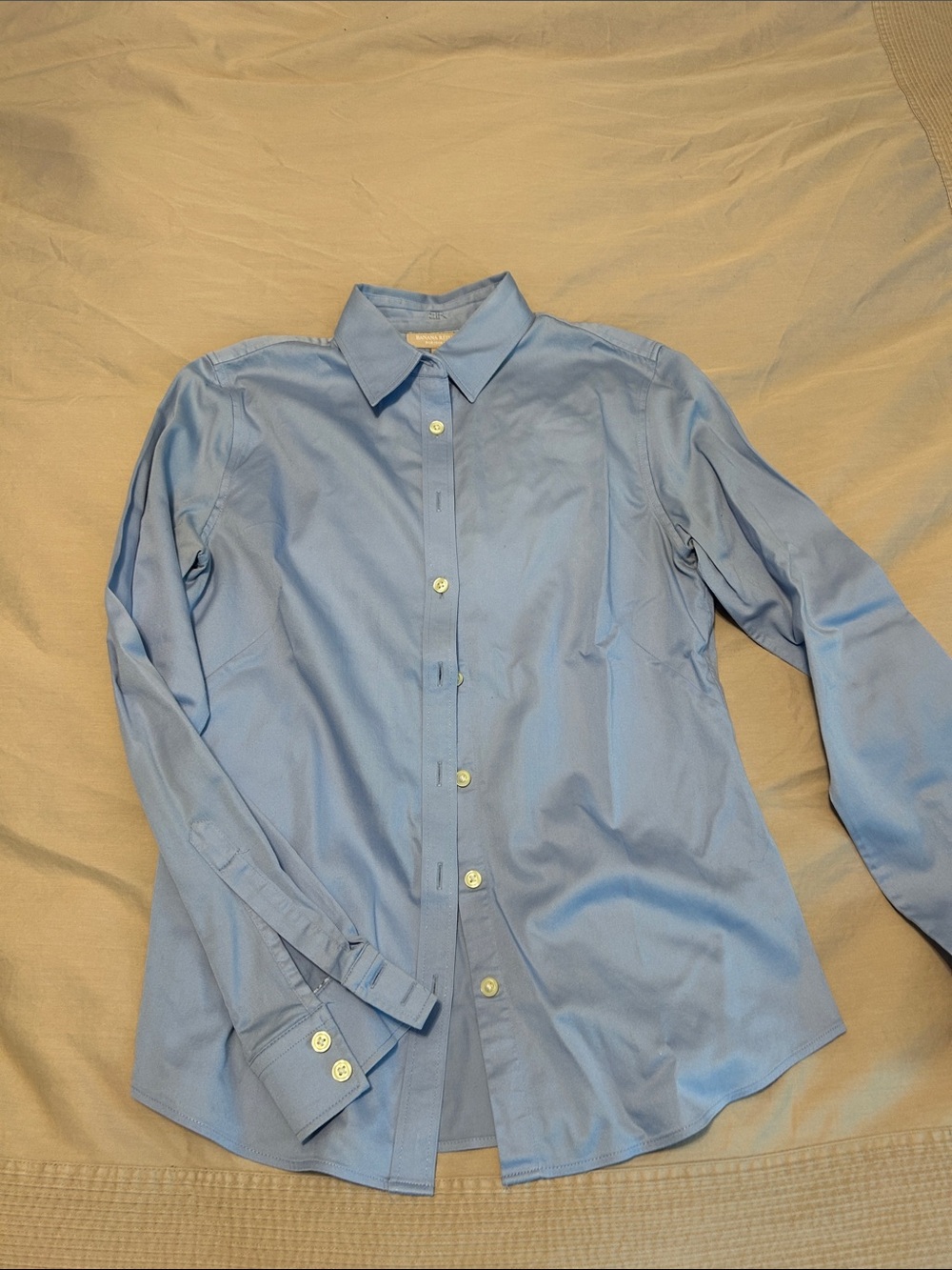 Banana Republic Light Blue Women's Button-Down Shirt